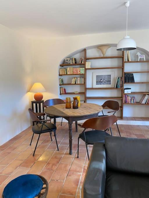 Le Nomade En Provence Bed and Breakfast Bouchet  Eksteriør billede
