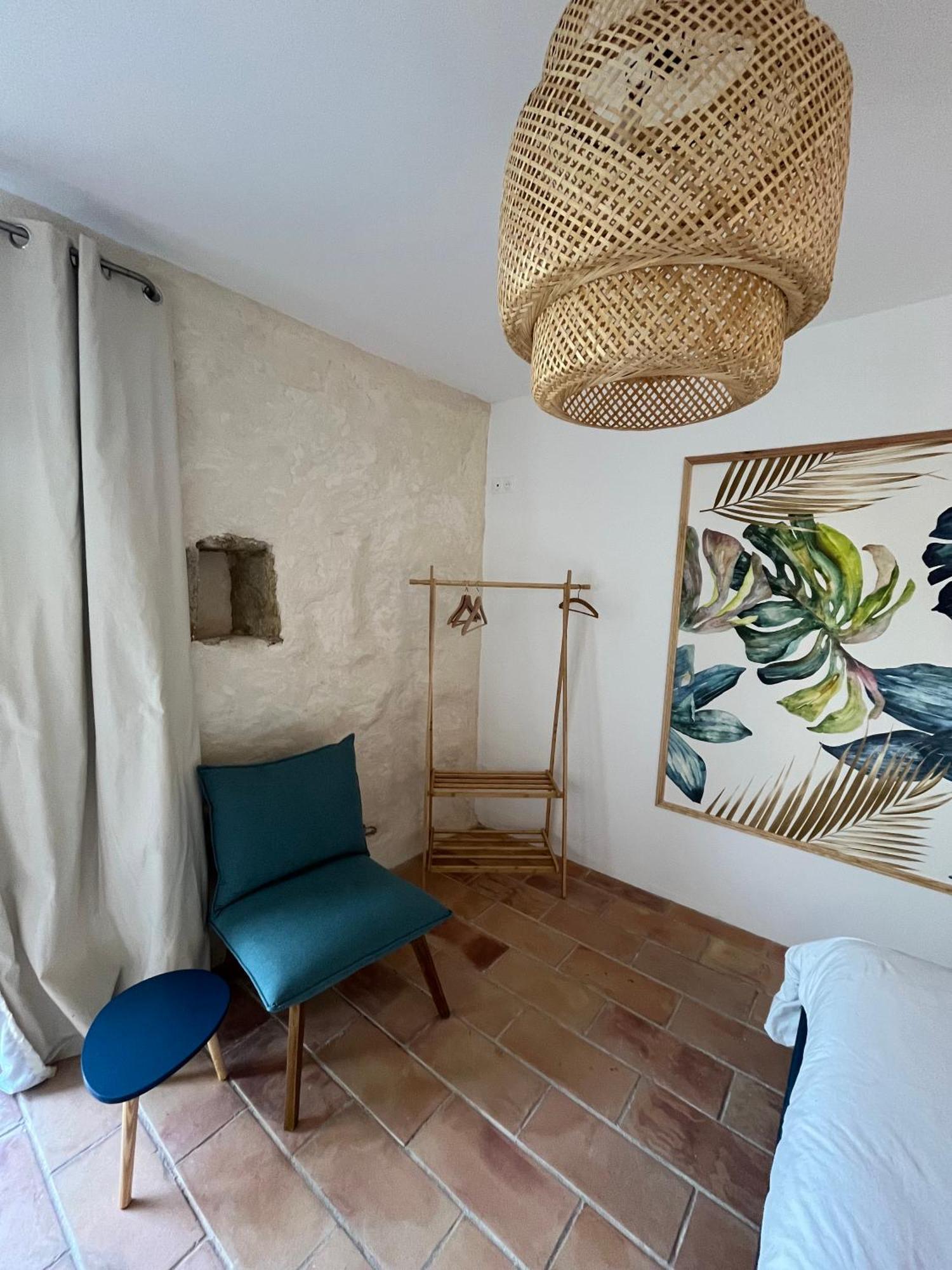 Le Nomade En Provence Bed and Breakfast Bouchet  Eksteriør billede